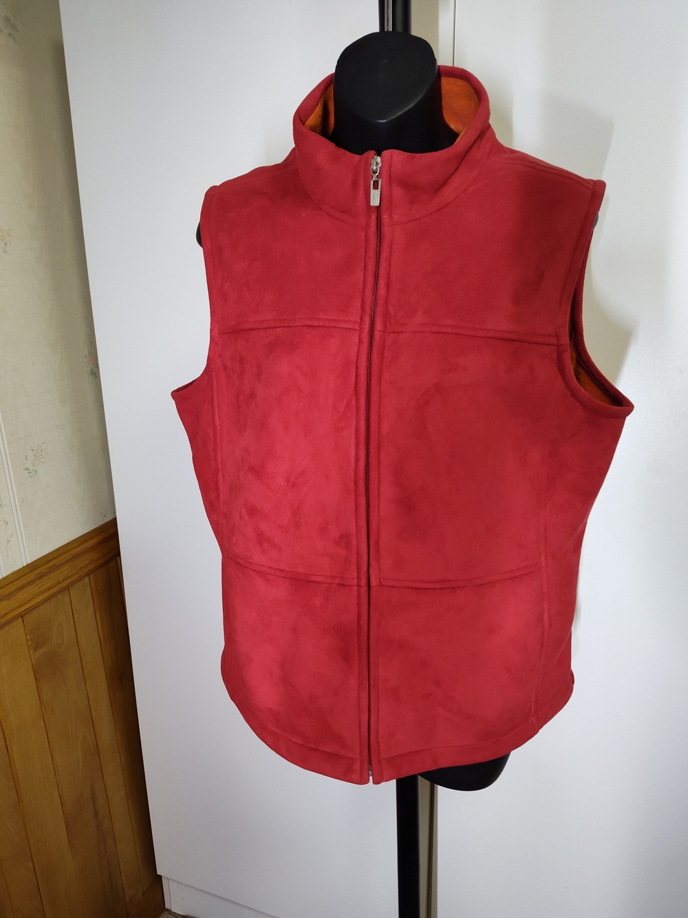 Jamaica Bay Red Suede-Look Zip Front Vest Size Medium